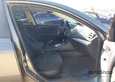 2011 Mazda 3 I Touring из США, поврежденный, VIN JM1BL1VF0B1400236